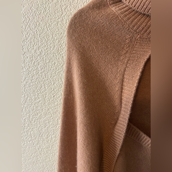 PAIGE Women's Cherise Sweater Turtle Neck Cropped Cutout Design in Toffee Sz XL - Picture 6 of 14